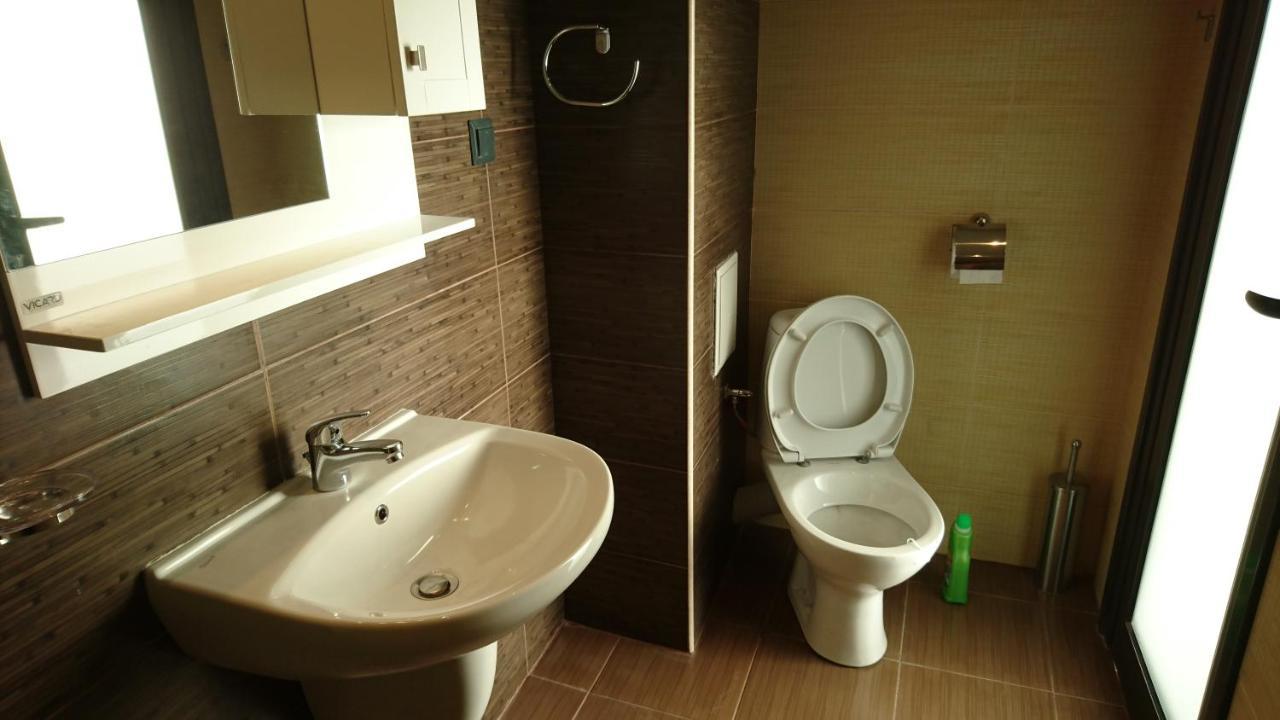 Park Apartments & Rooms Popovi サンダンスキ エクステリア 写真