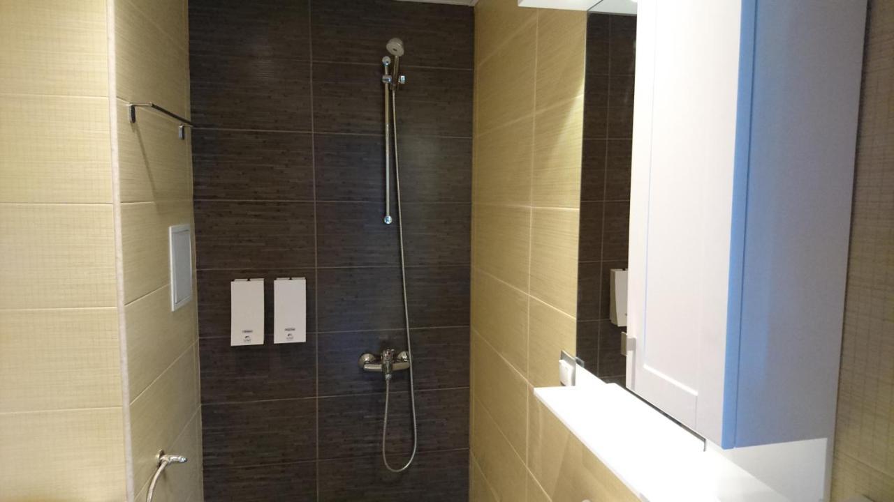 Park Apartments & Rooms Popovi サンダンスキ エクステリア 写真