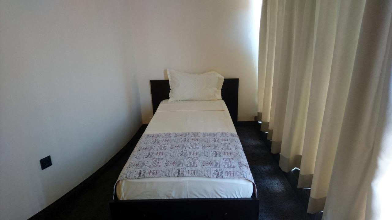 Park Apartments & Rooms Popovi サンダンスキ エクステリア 写真