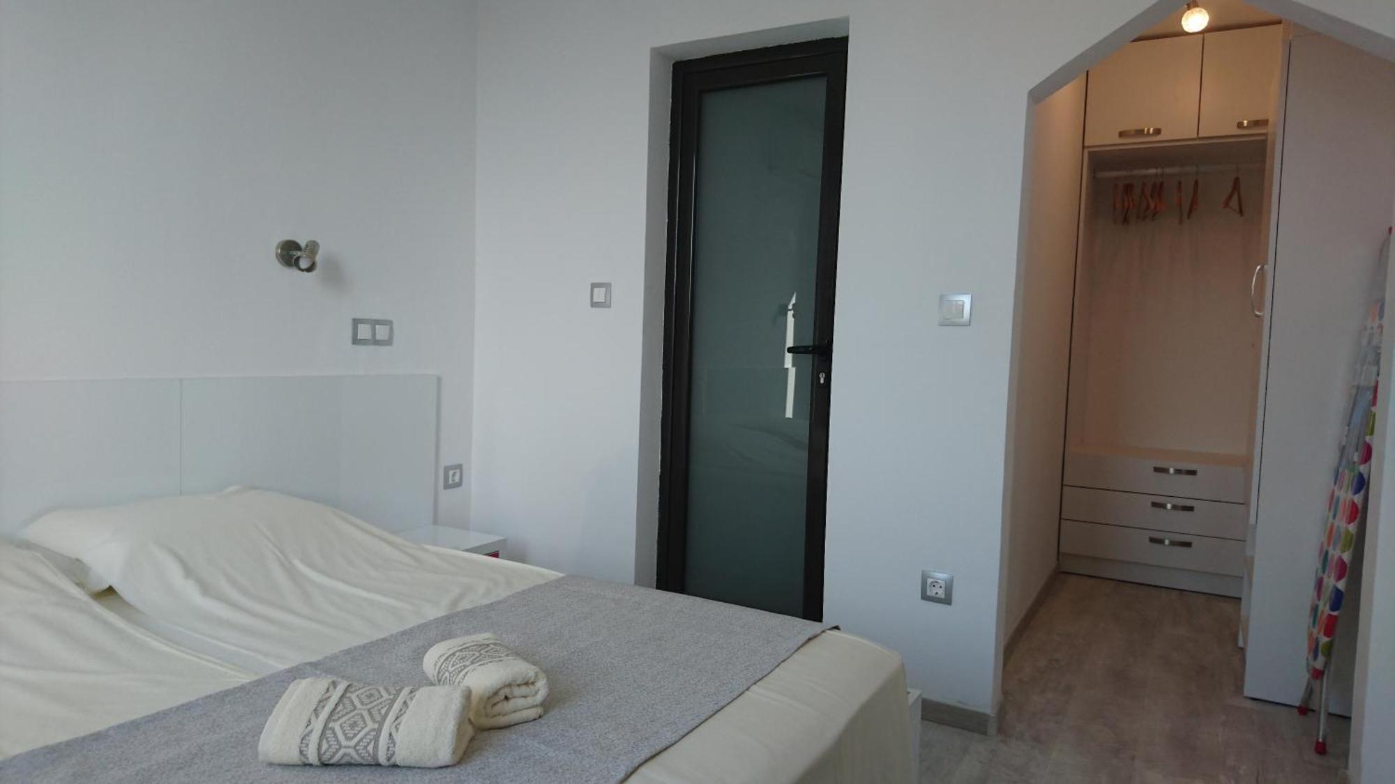 Park Apartments & Rooms Popovi サンダンスキ 部屋 写真